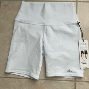 Alo high rise biker shorts